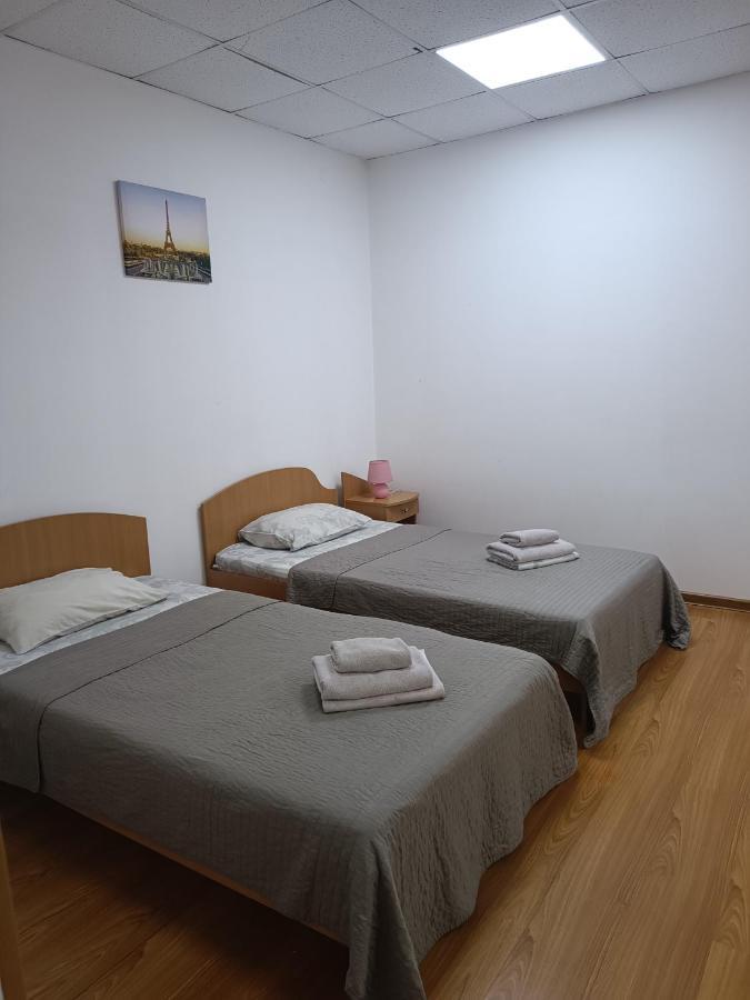 Apartments Domovik On Valenberga 3 Мукачево Экстерьер фото
